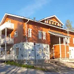 President Hiihtajankuja Hotel